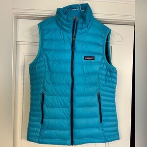 Patagonia Women's Teal Quilted Vest
